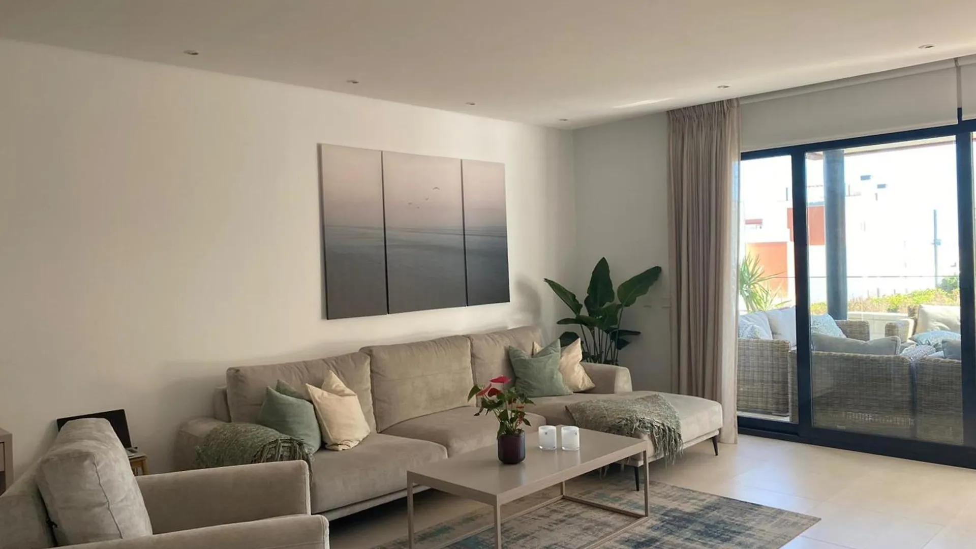 Lovely Modern Apartment In Middel Views Fuengirola Spain