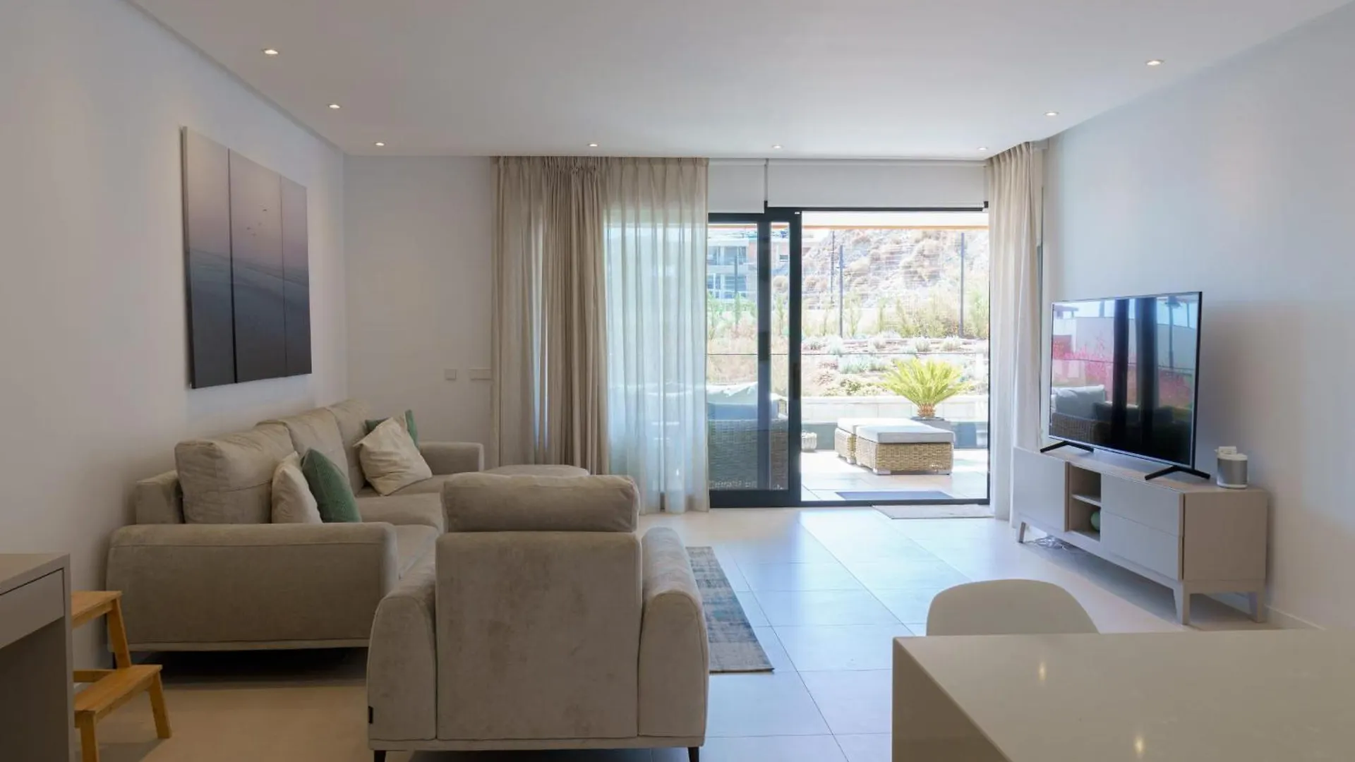 Lovely Modern Apartment In Middel Views Fuengirola