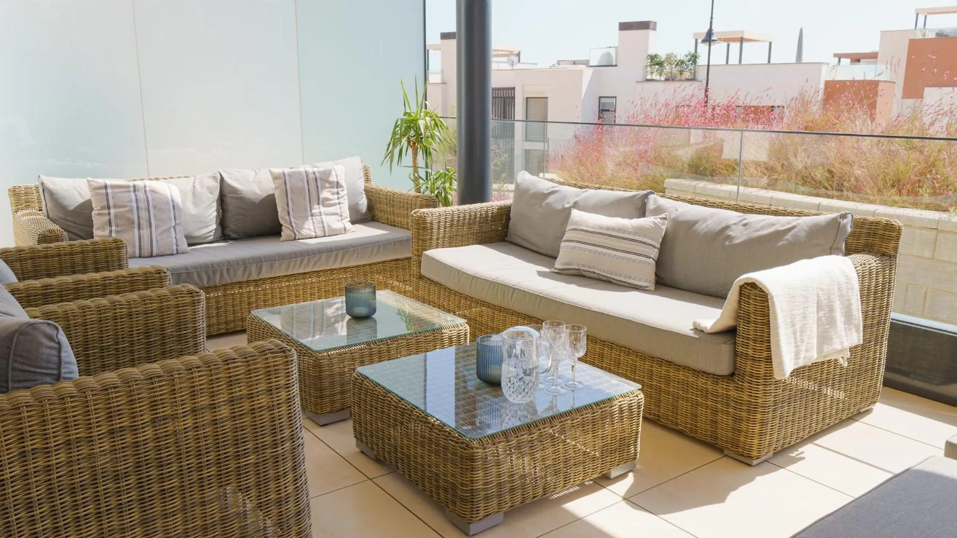 Lovely Modern Apartment In Middel Views Fuengirola